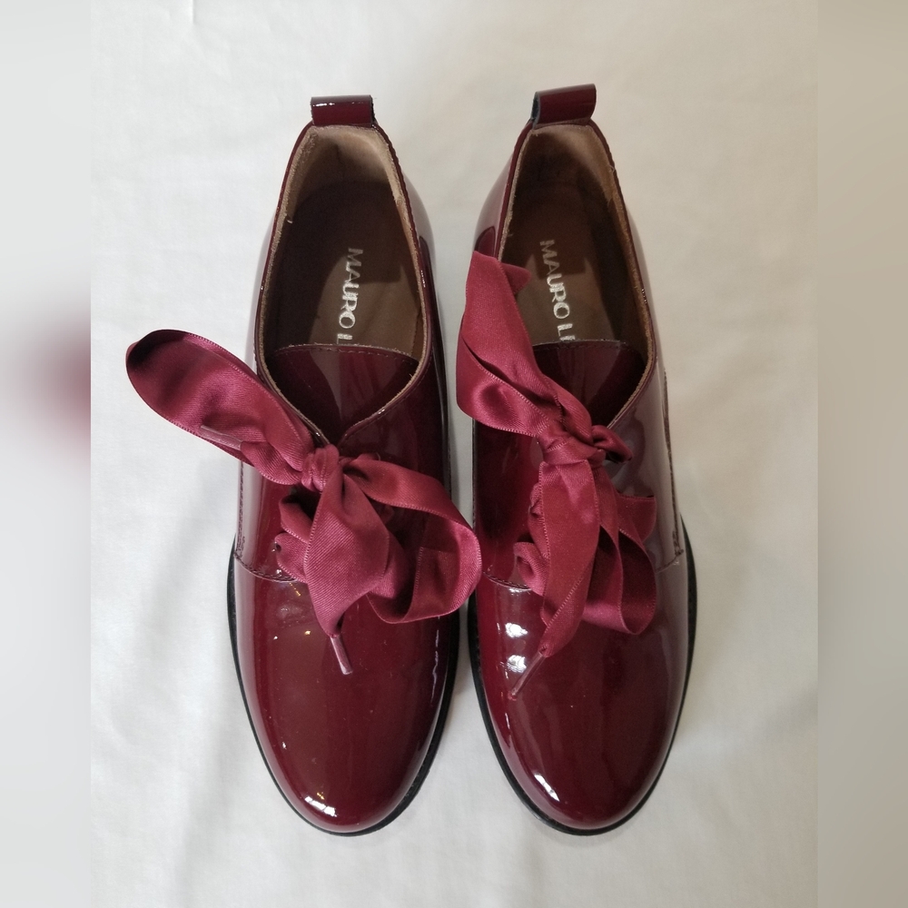 Womens Mauro Leome Patent Red Lace Up Shows